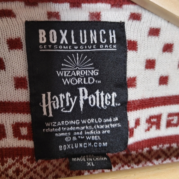 Harry Potter Box Lunch Griffindor Christmas Holiday Christmas Sweater‎ XL - Picture 7 of 8
